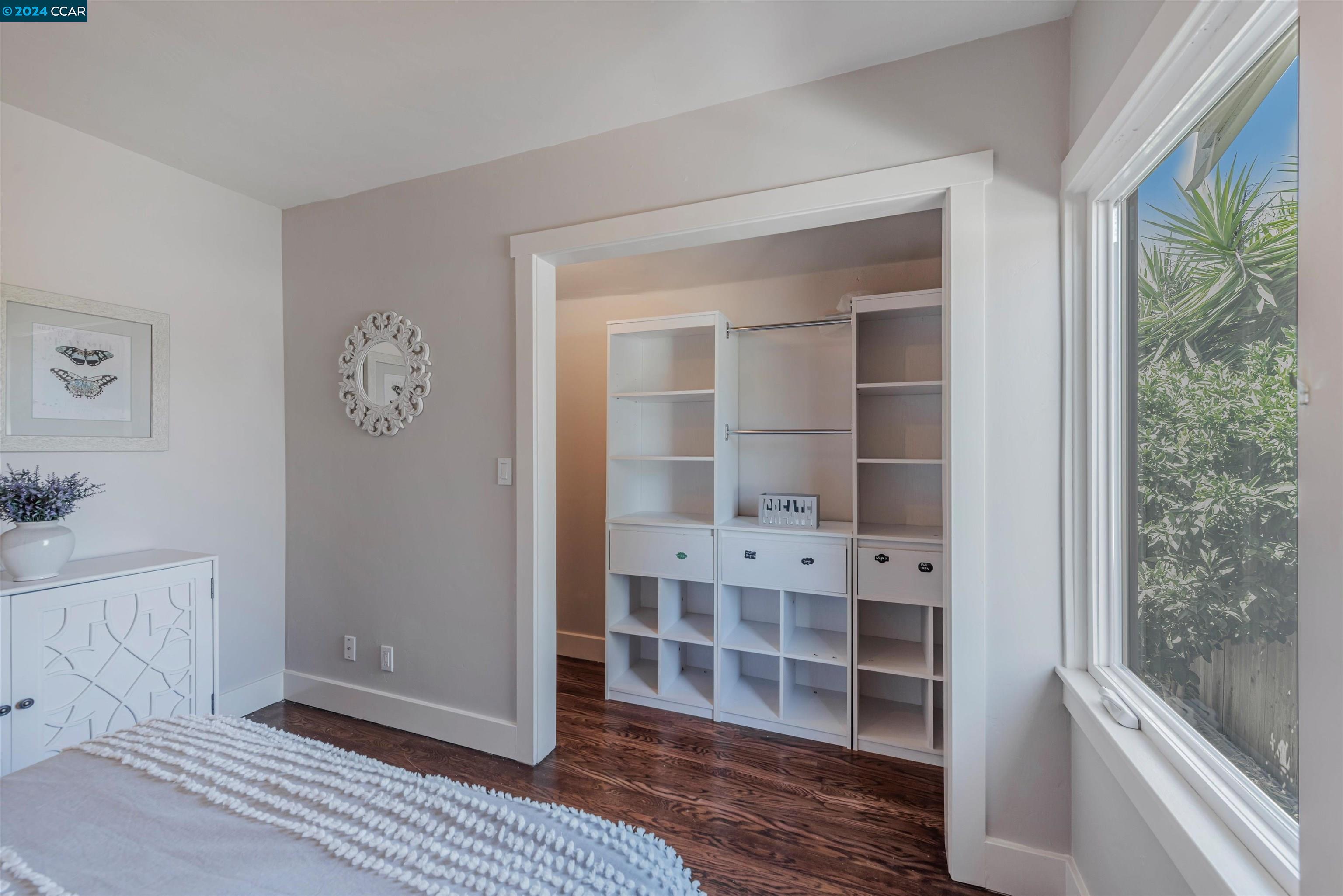 3715 Harbor View Ave