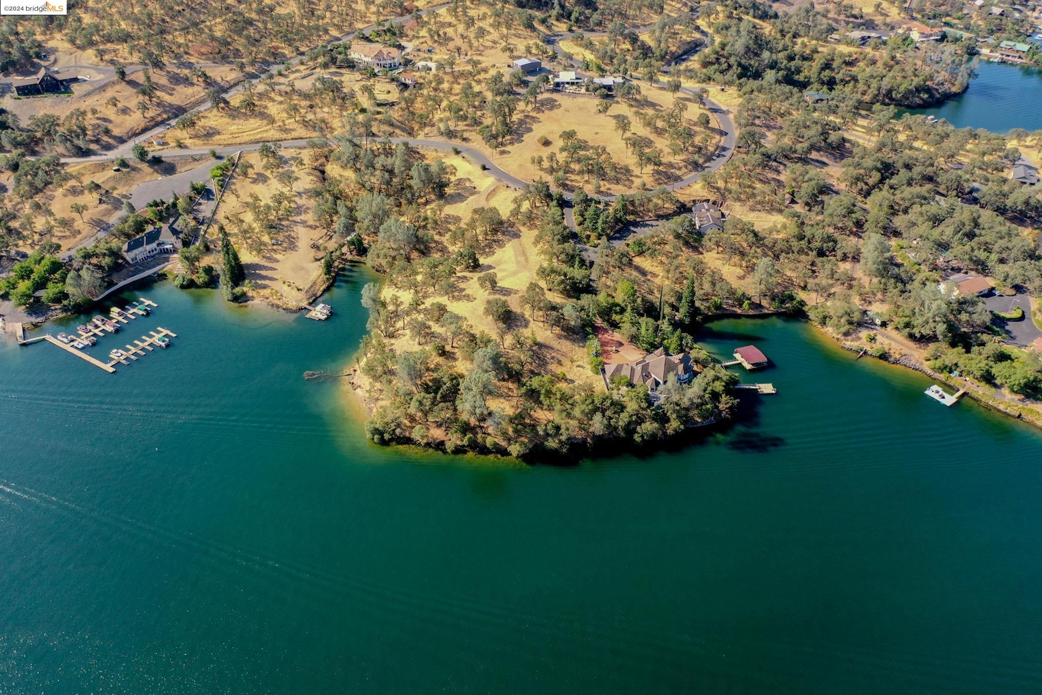 Lot 4 Lakefront Dr