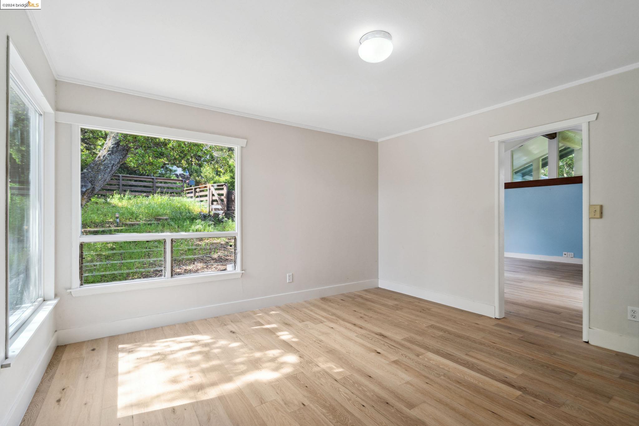 4346 Short Hill