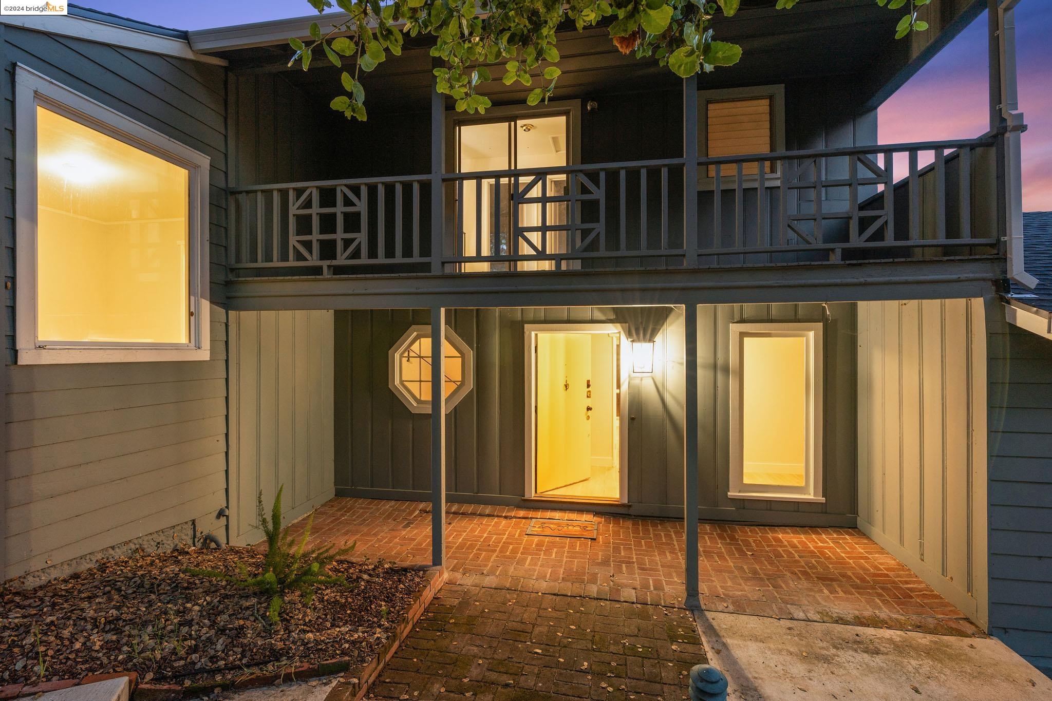 4346 Short Hill