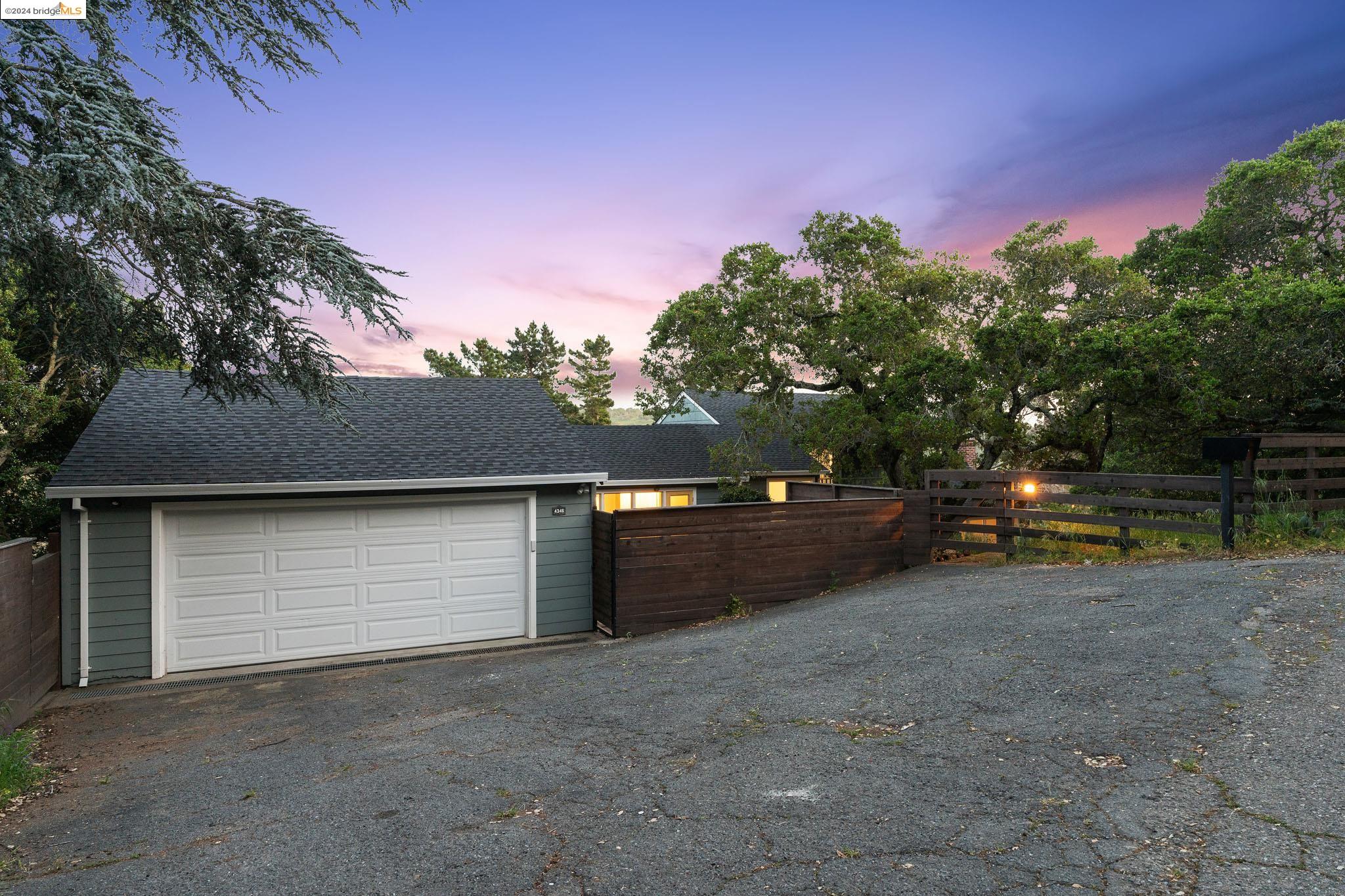 4346 Short Hill