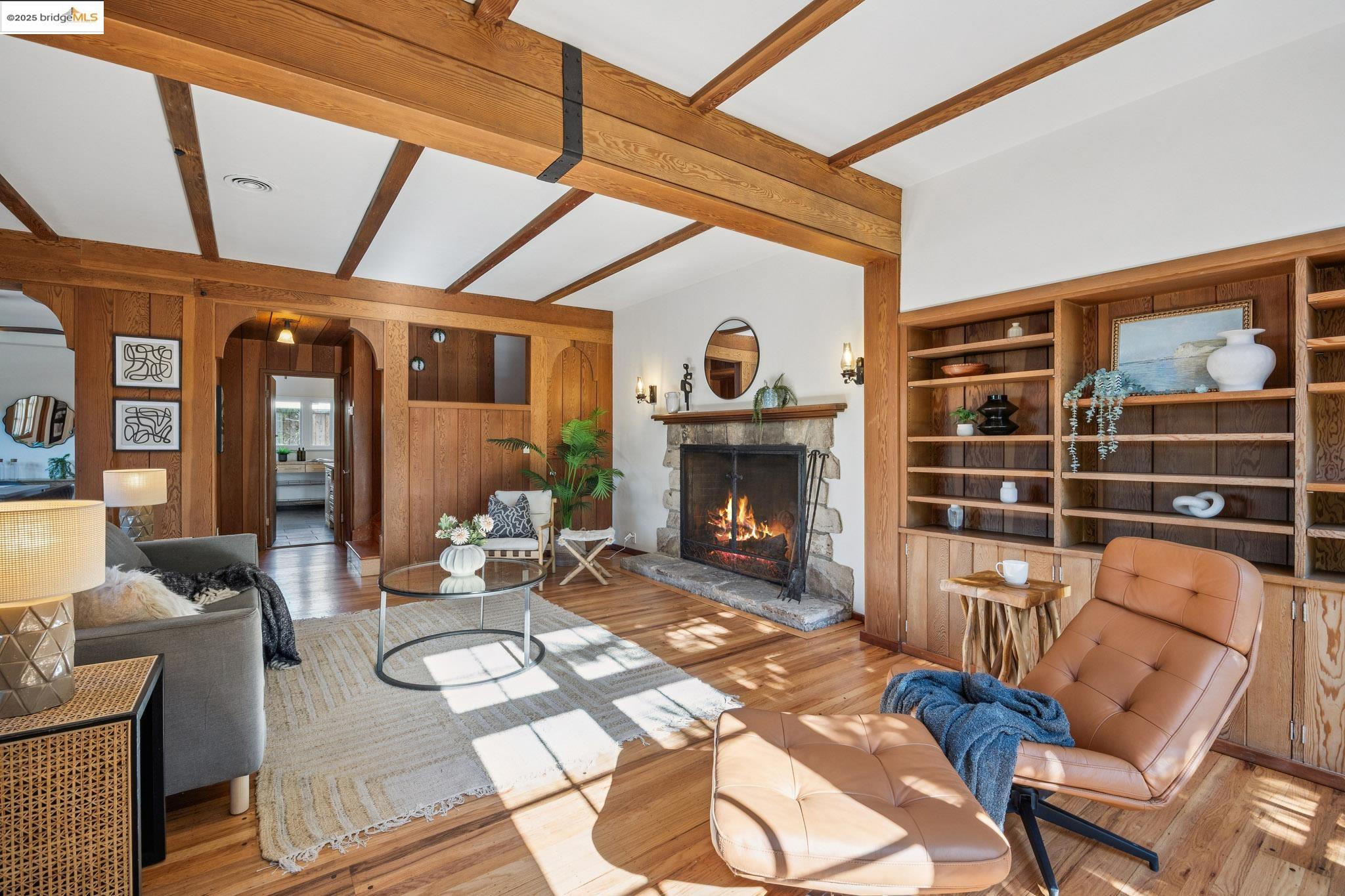 2749 E 17Th St, Oakland