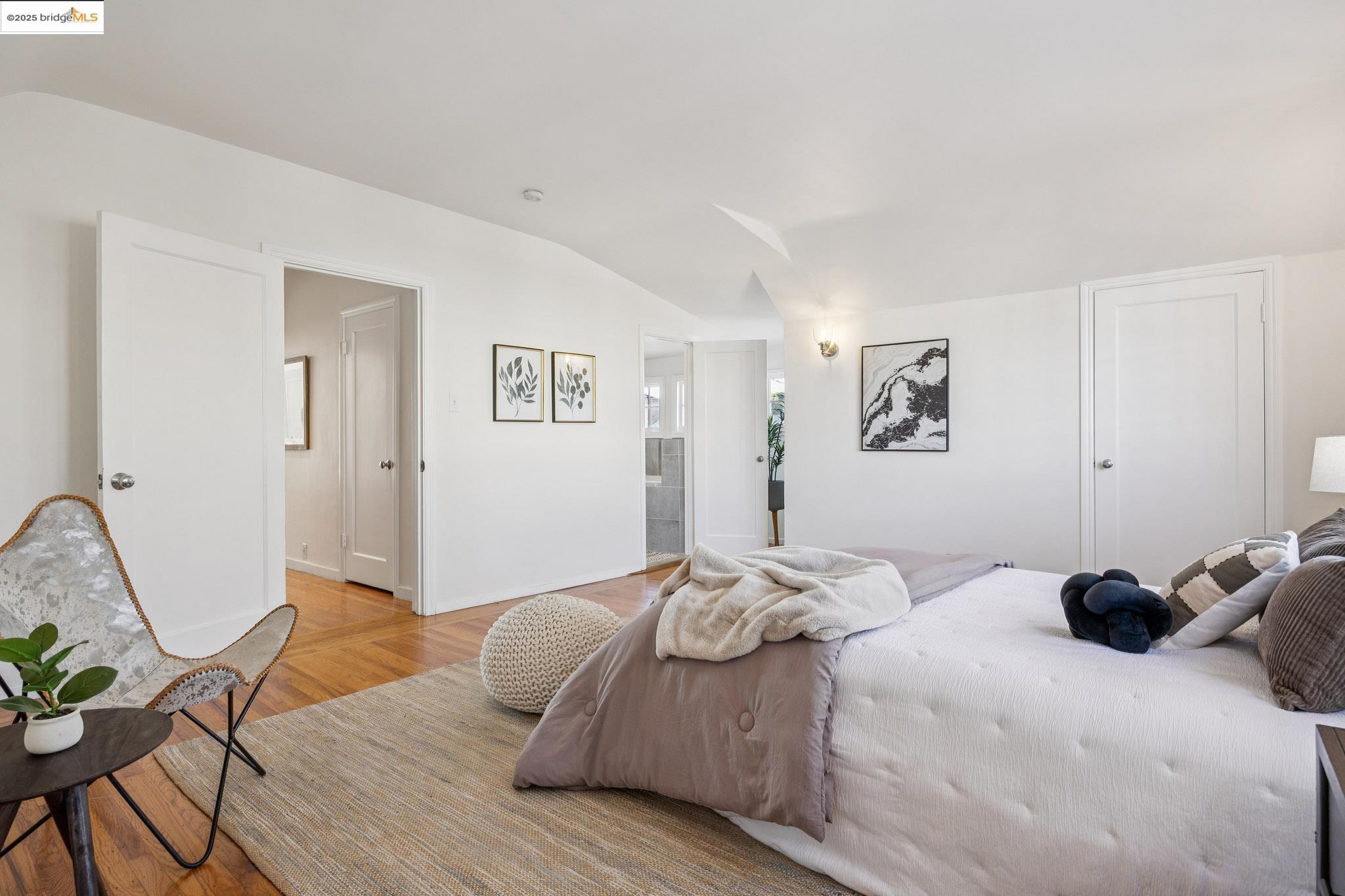 2749 E 17Th St, Oakland