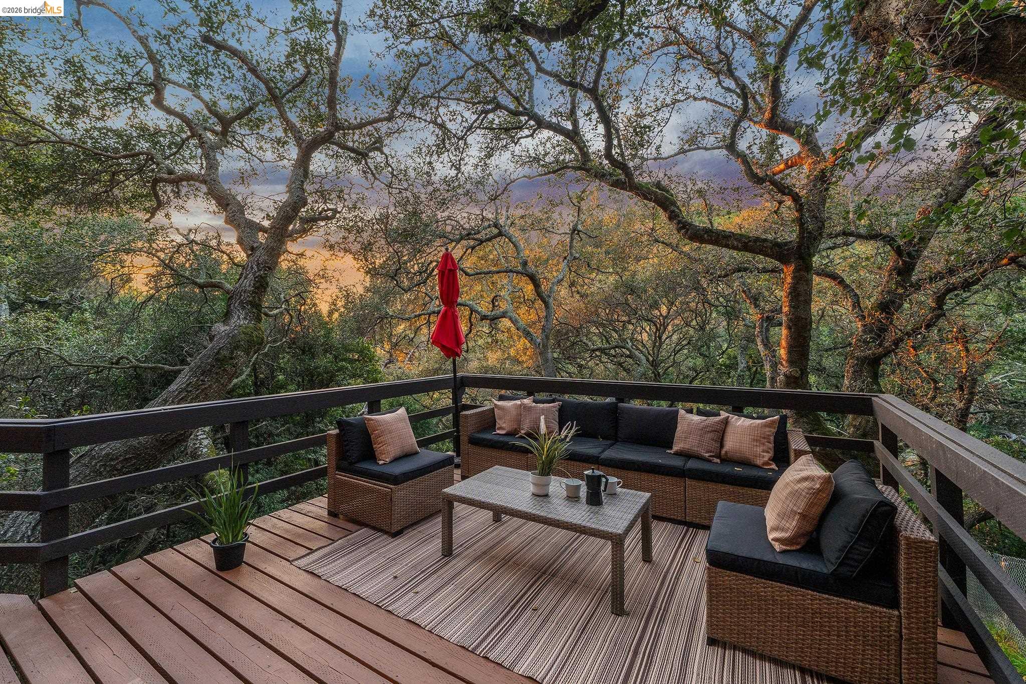 1375 Alvarado Rd