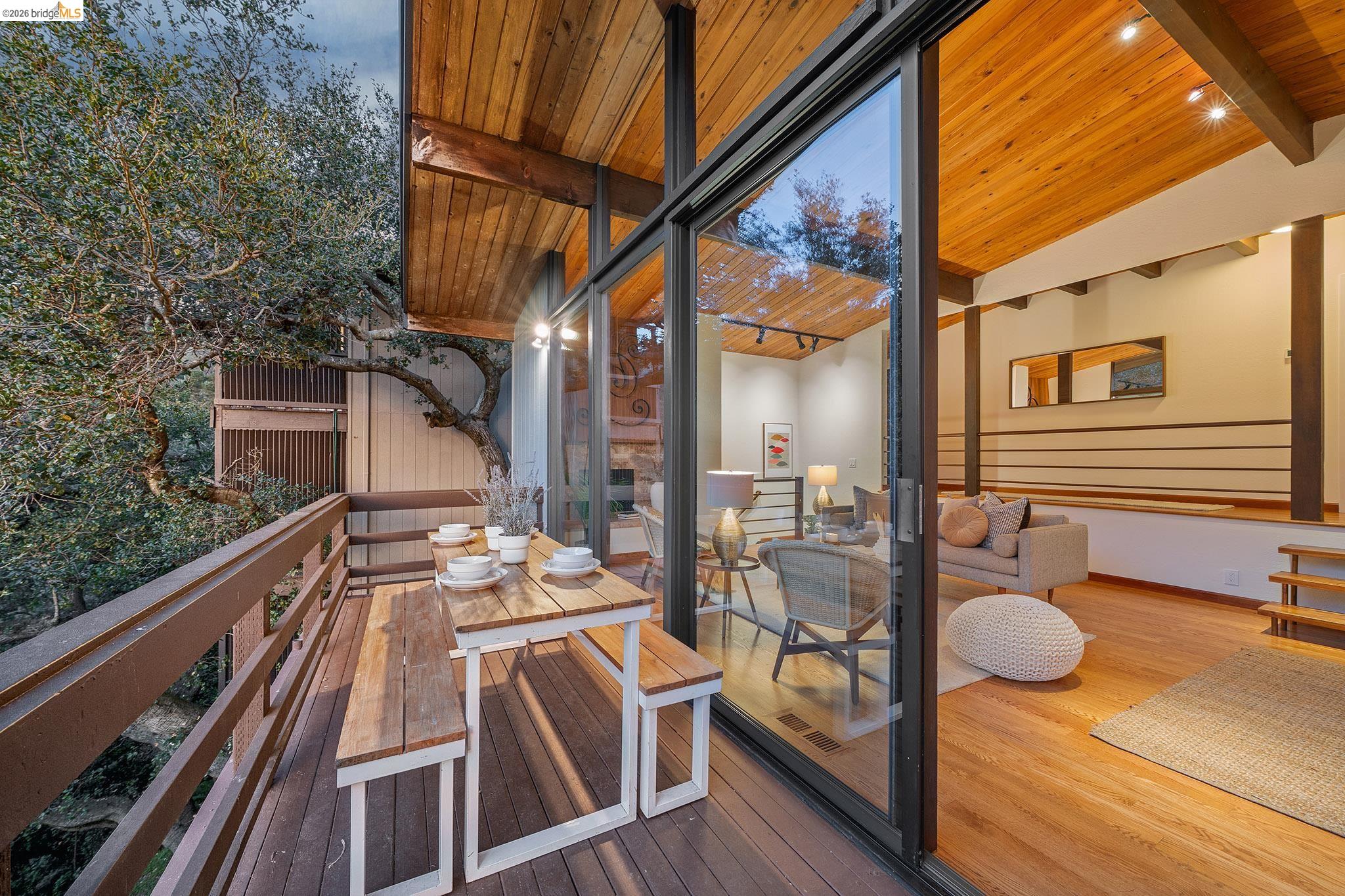1375 Alvarado Rd