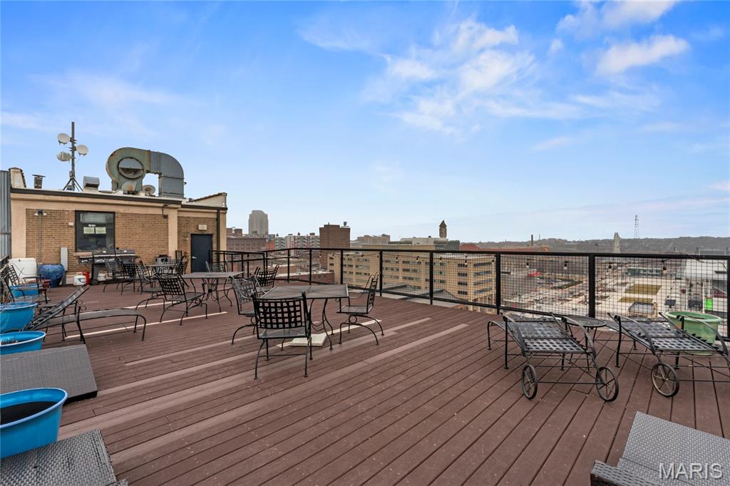 2020 Washington Avenue Unit: 503