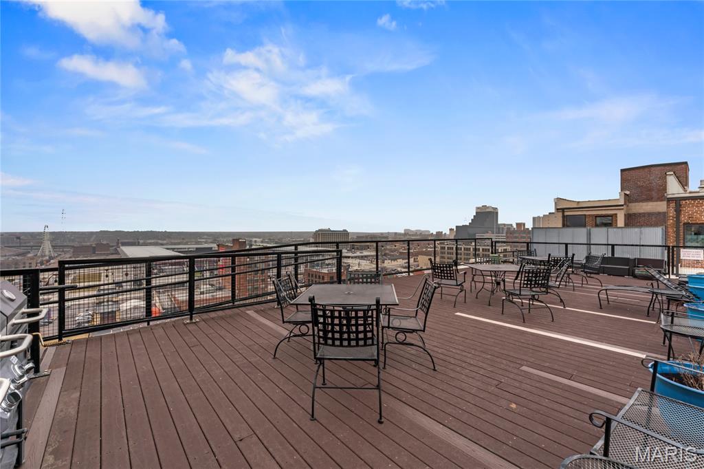 2020 Washington Avenue Unit: 503