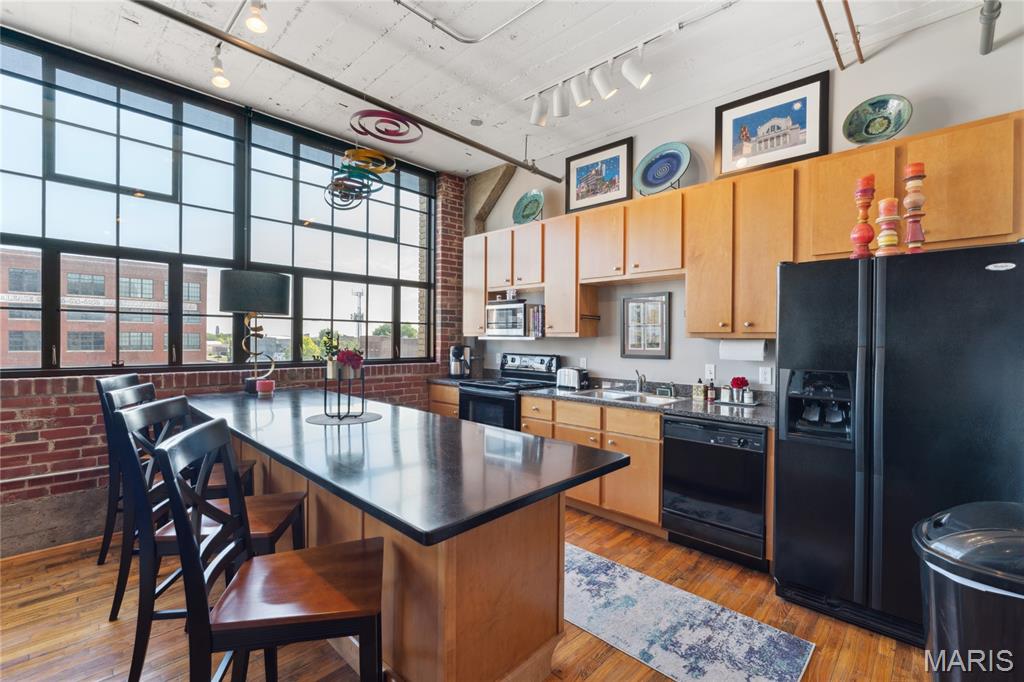 2020 Washington Avenue Unit: 503