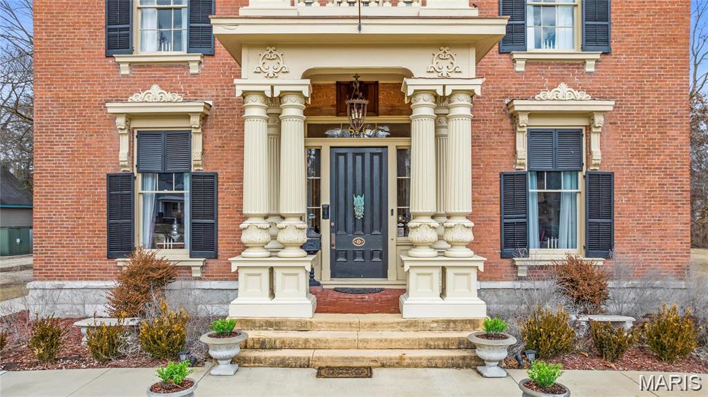 876 W State Street W
