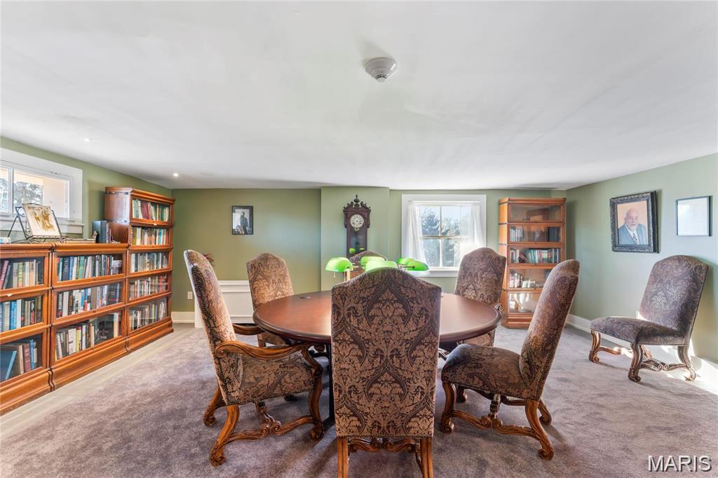 876 W State Street W