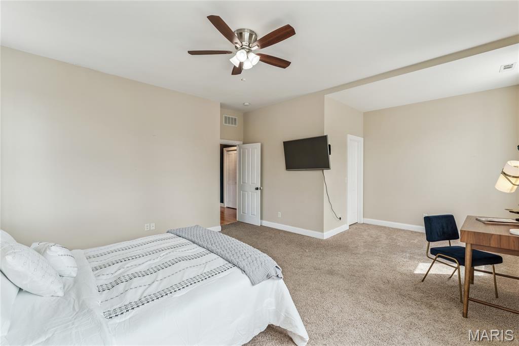 2900 Indiana Avenue Unit: 3