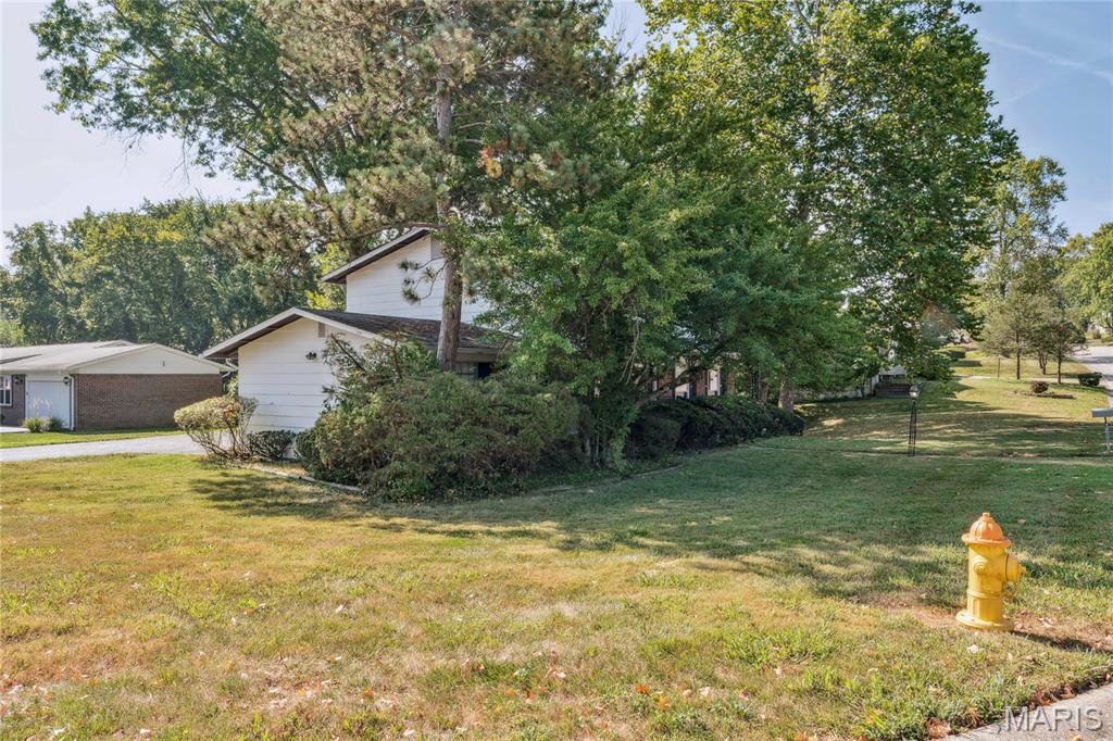 940 Fernview Drive
