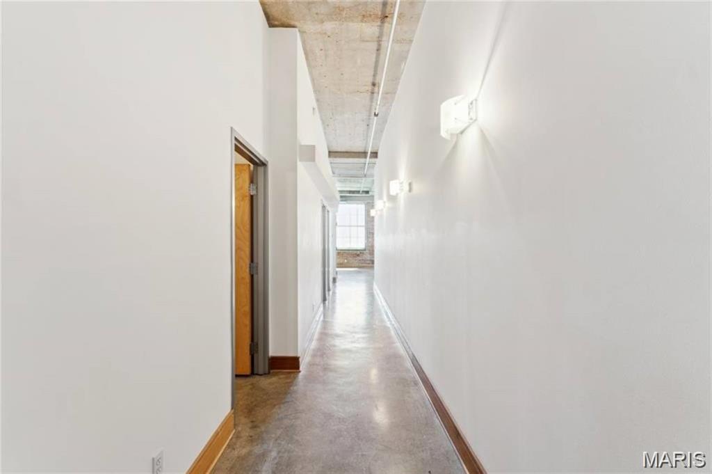 2201 Locust Street Unit: 207