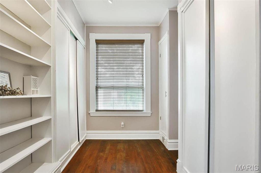 2018 Senate Street Unit: R