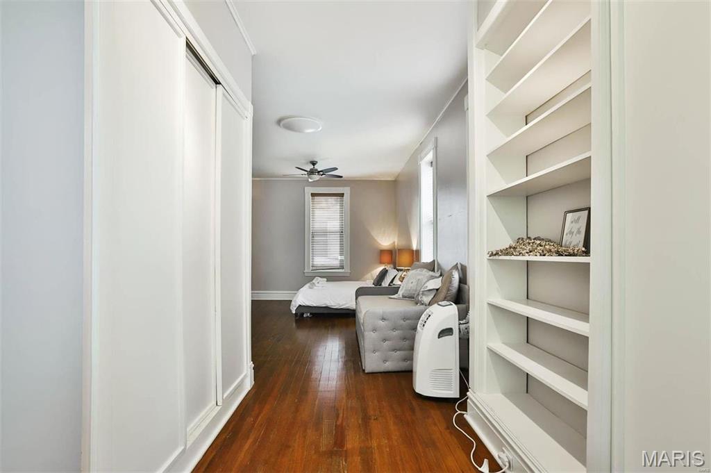 2018 Senate Street Unit: R