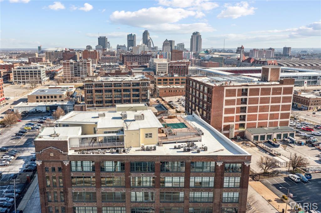 2323 Locust Street Unit: PH600