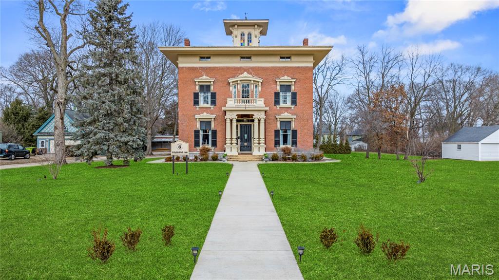 876 W State Street W