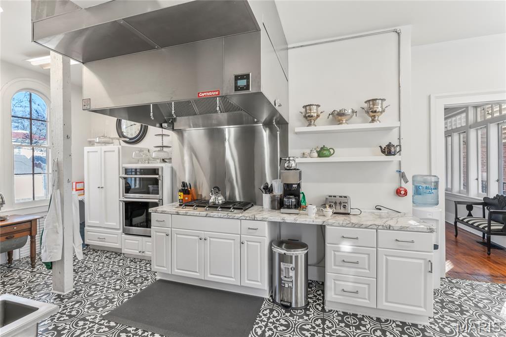 876 W State Street W