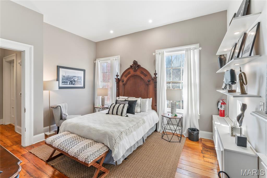 876 W State Street W