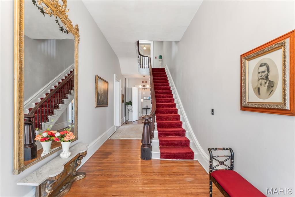 876 W State Street W