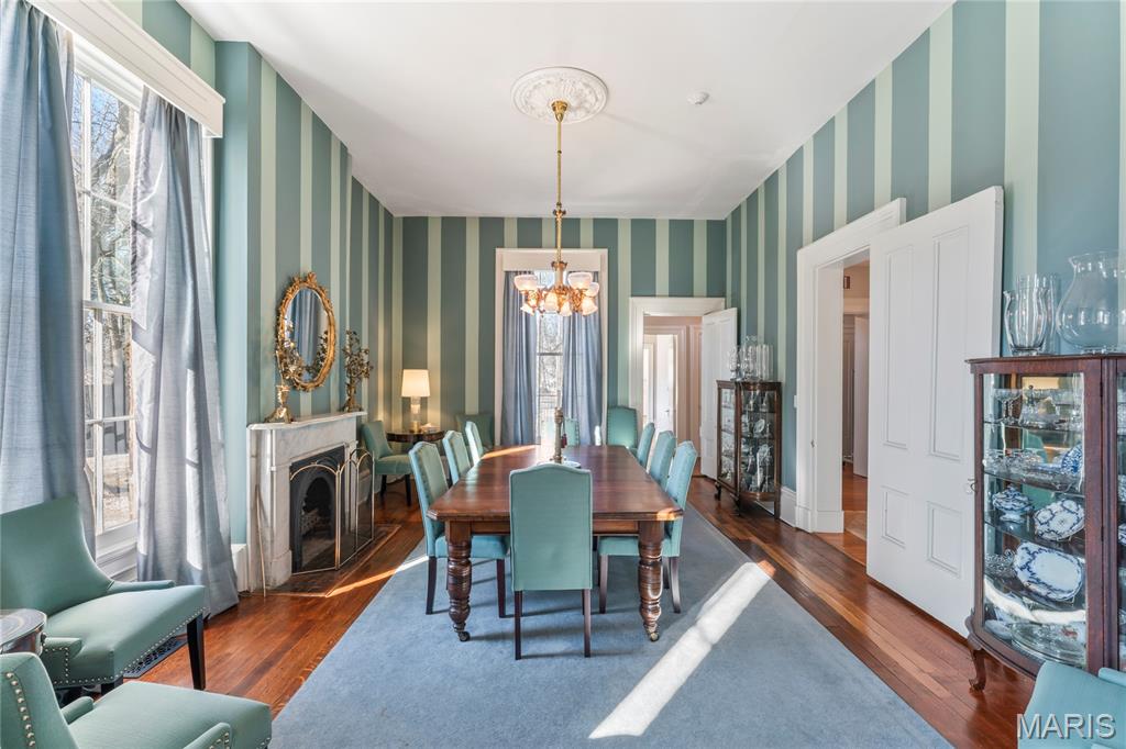 876 W State Street W