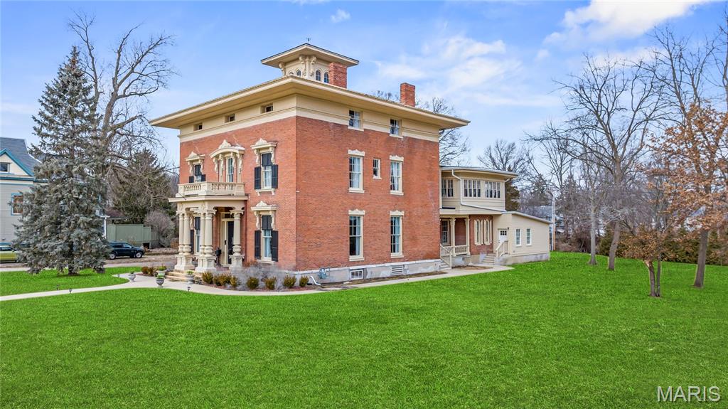 876 W State Street W