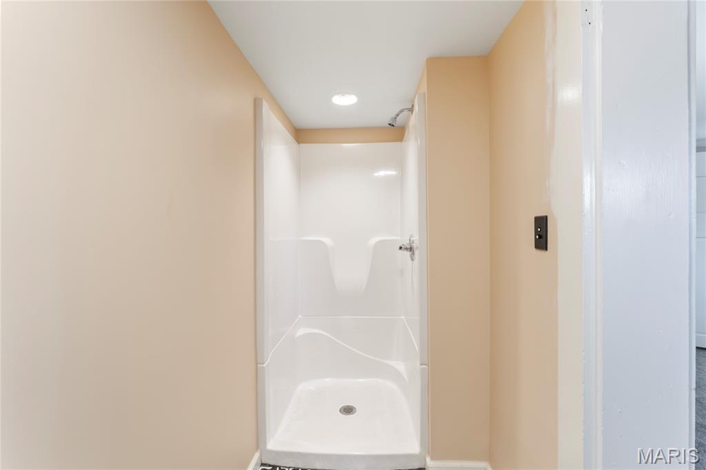 876 W State Street W