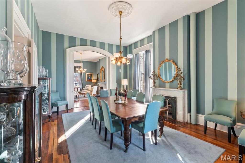 876 W State Street W