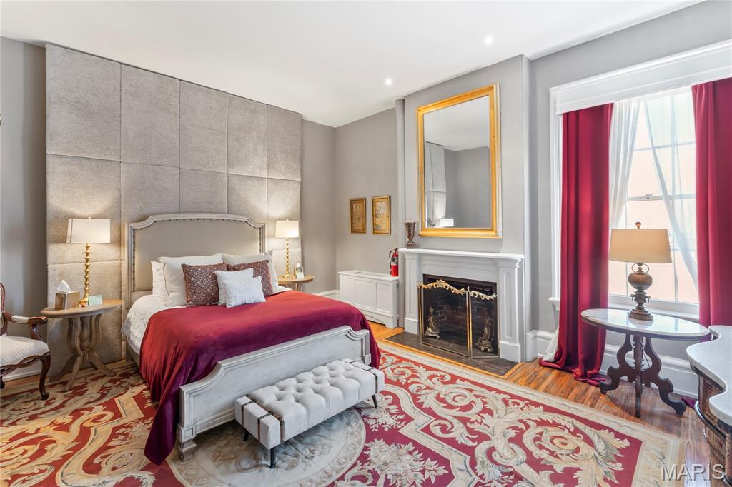 876 W State Street W