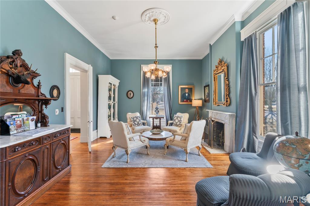 876 W State Street W