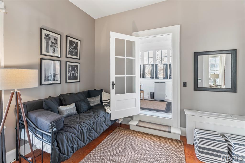 876 W State Street W