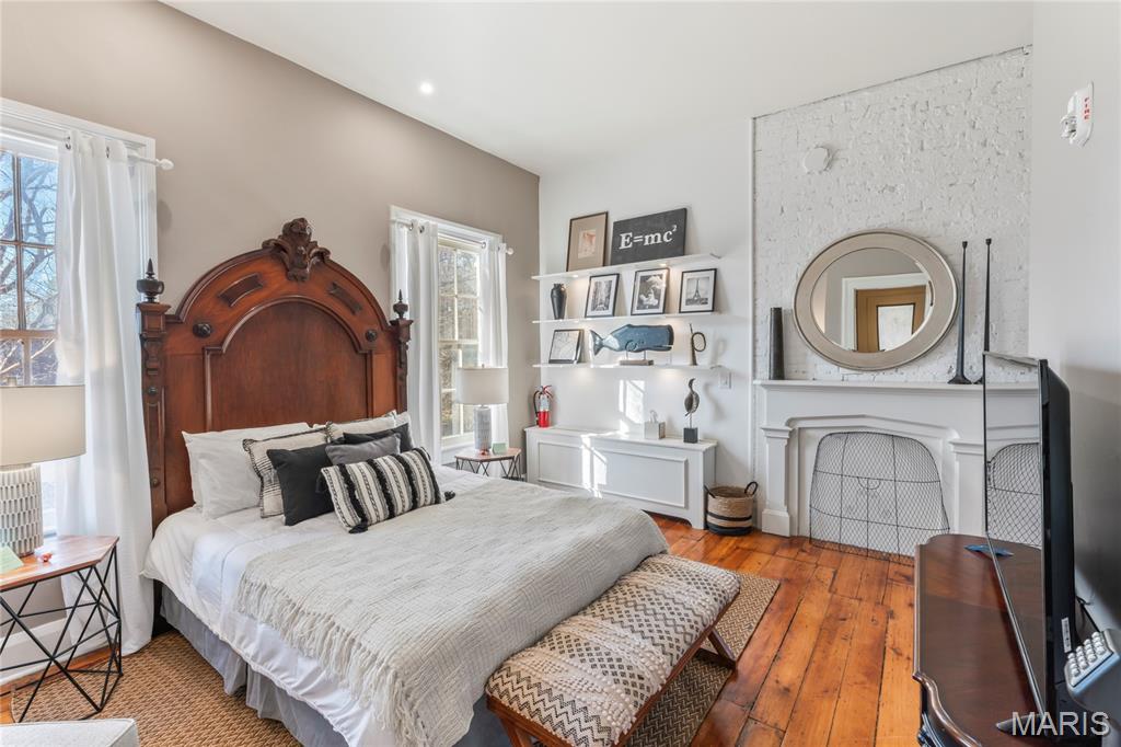 876 W State Street W