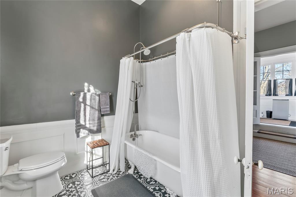 876 W State Street W