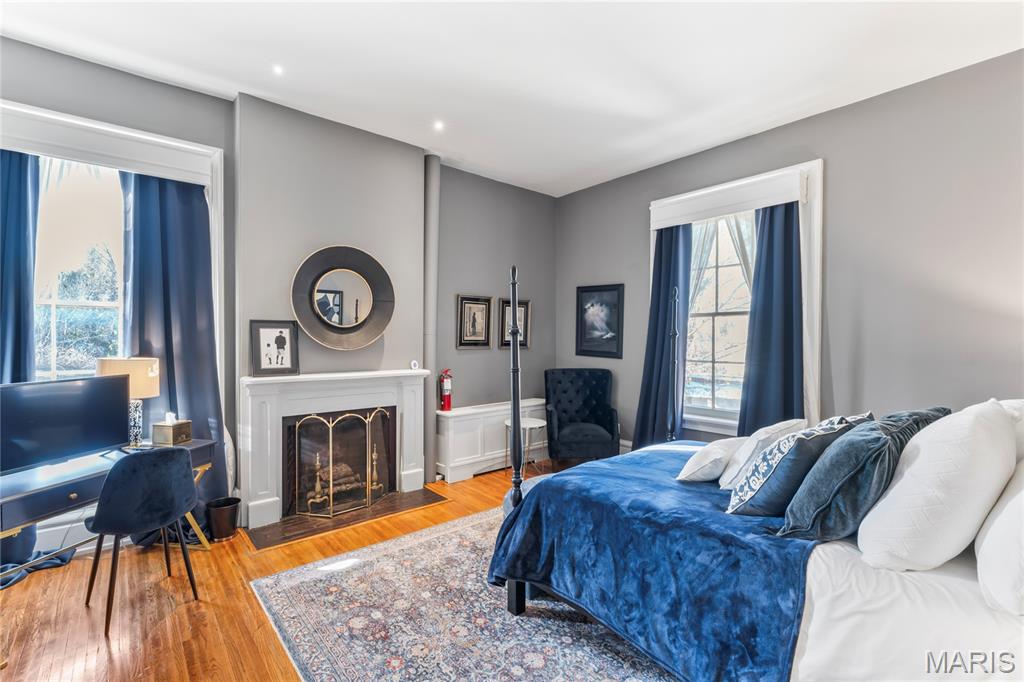 876 W State Street W