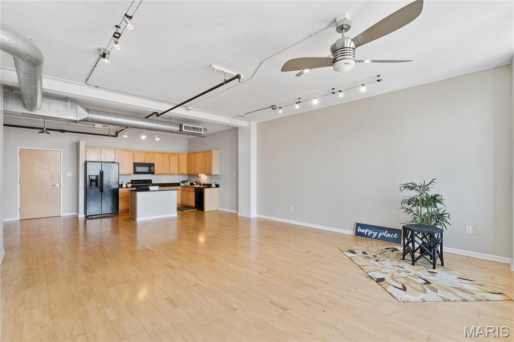 1501 Locust Unit: 905