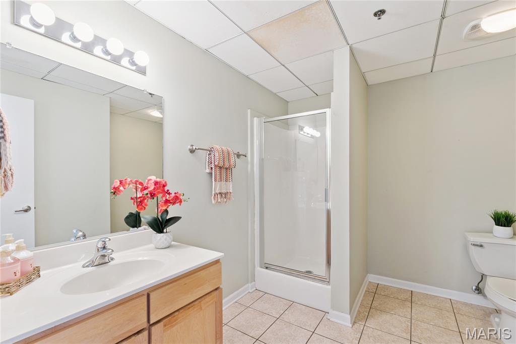 1501 Locust Unit: 905