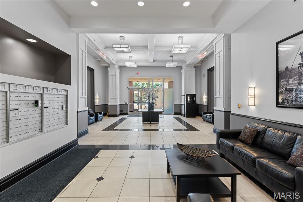 1501 Locust Unit: 905