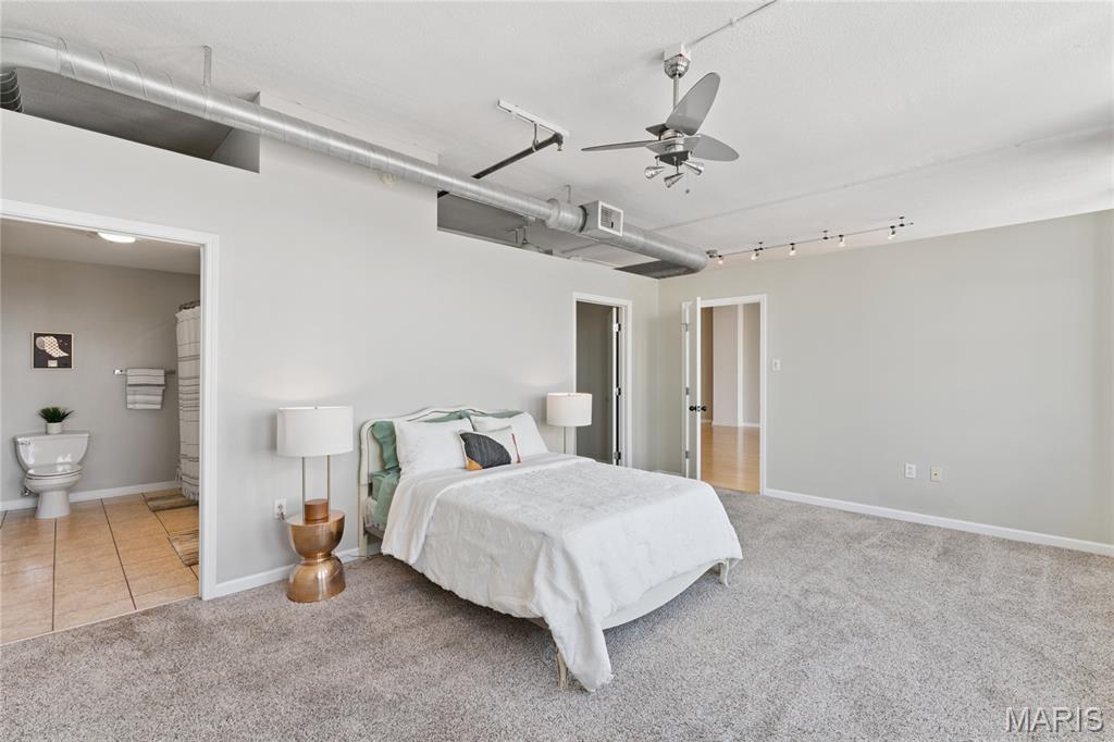1501 Locust Unit: 905