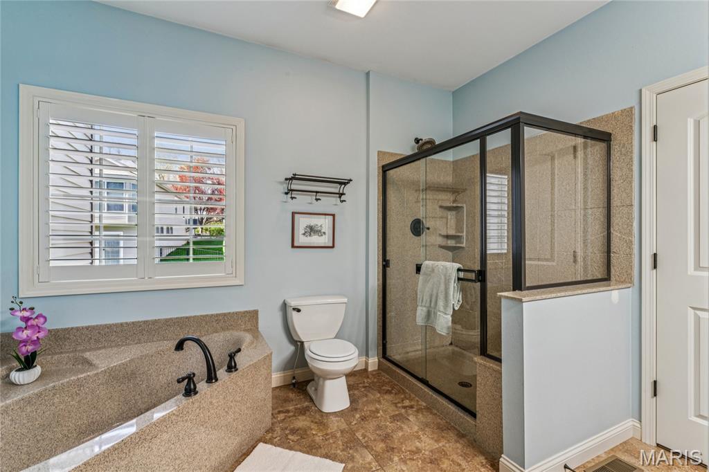 164 Knollhaven Trail