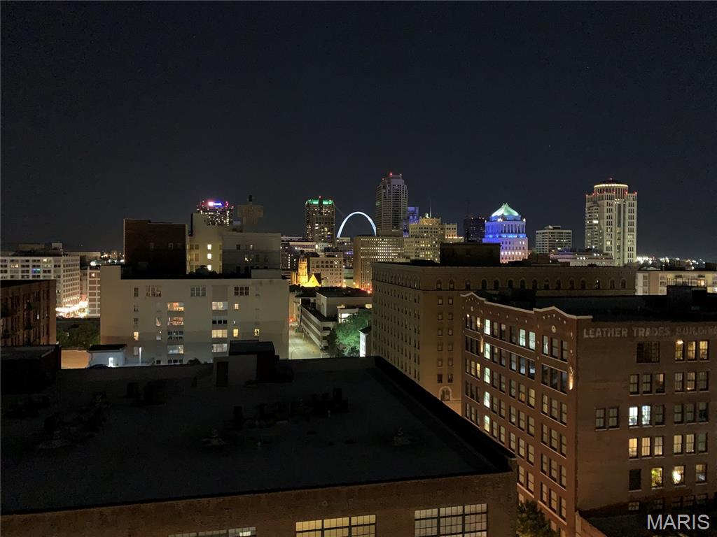 1627 Locust Street Unit: 902