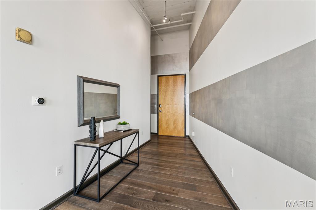 1627 Locust Street Unit: 902