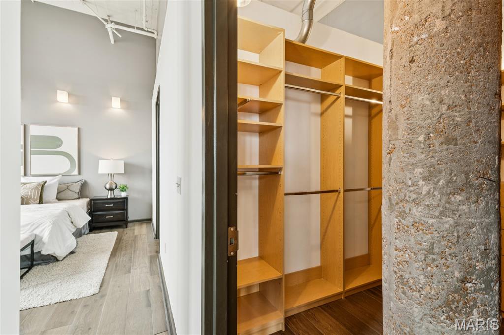 1627 Locust Street Unit: 902