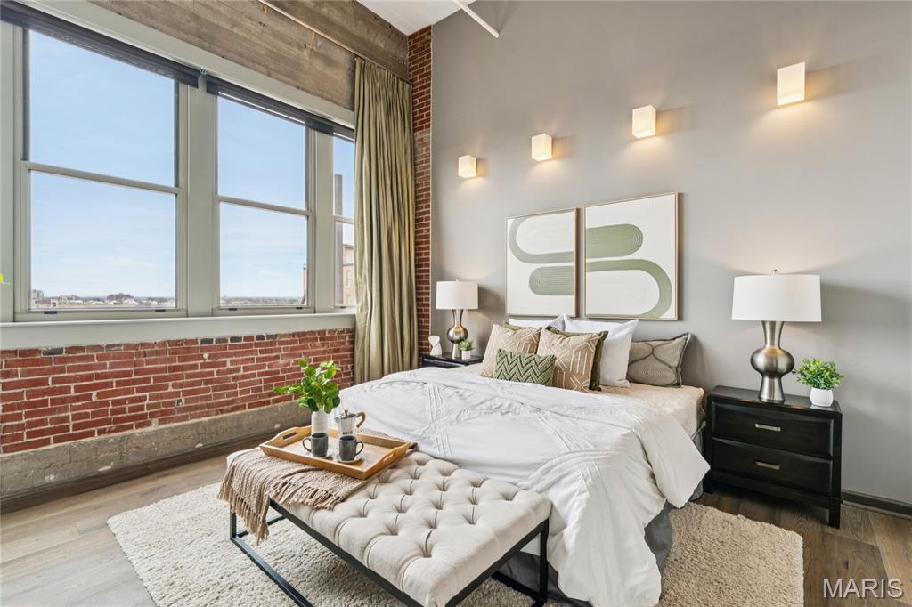 1627 Locust Street Unit: 902