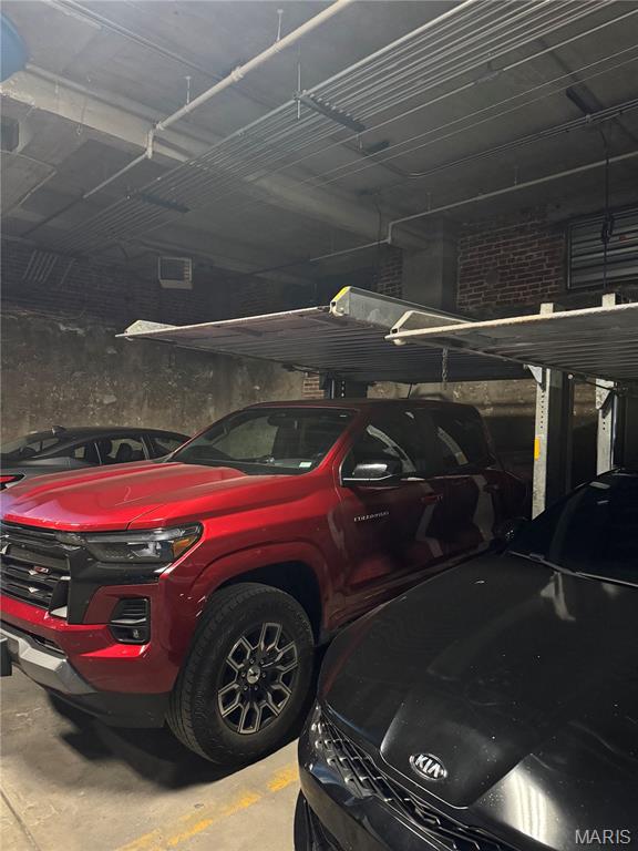 1627 Locust Street Unit: 902