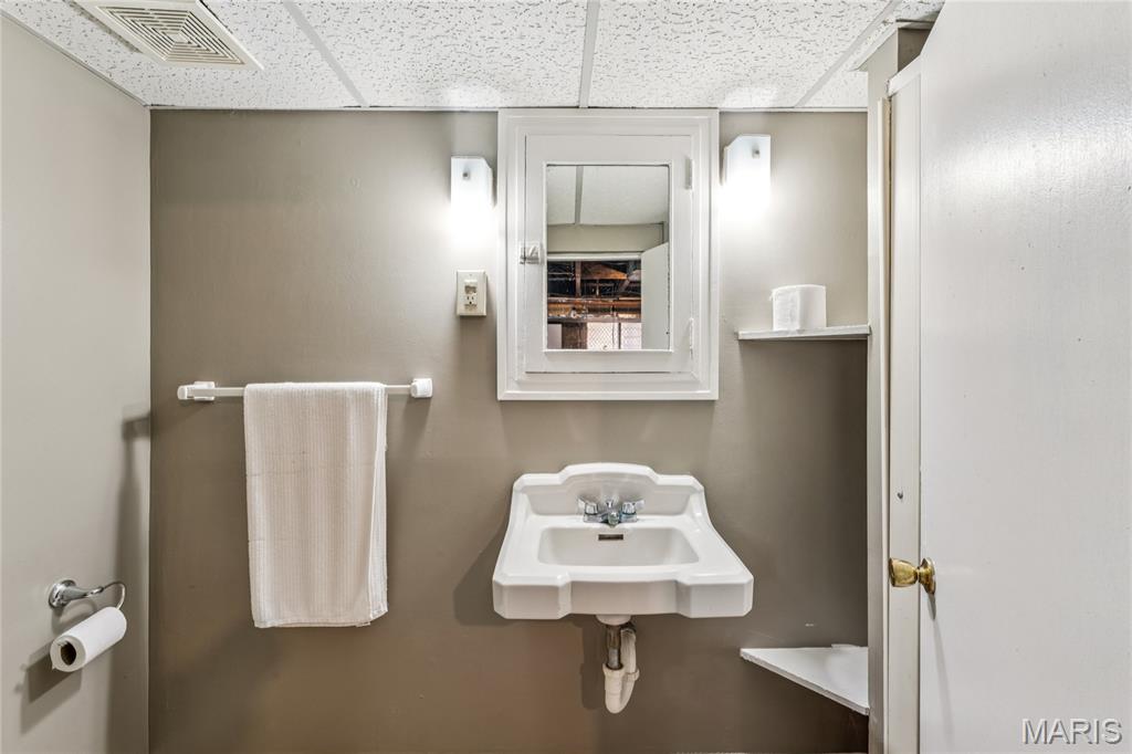 5344 Lansdowne Avenue