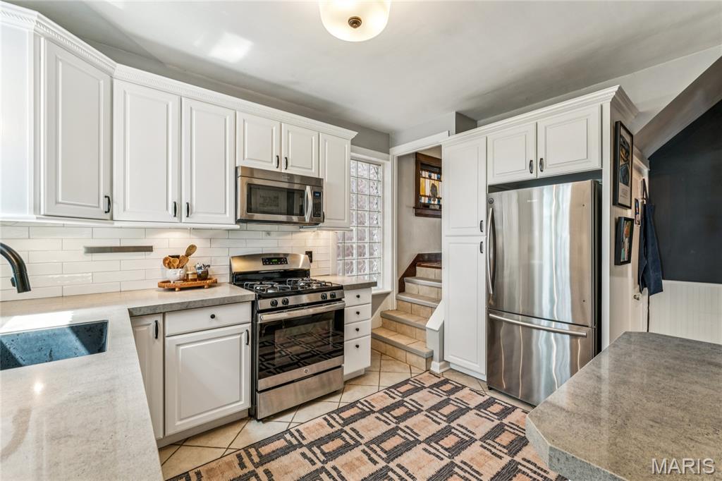 5344 Lansdowne Avenue