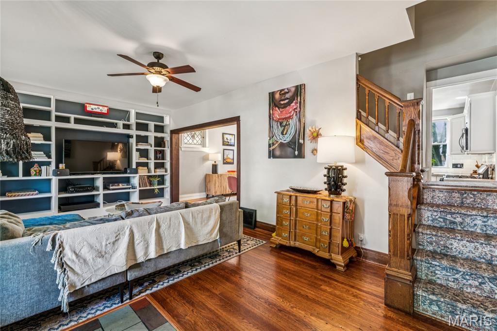 5344 Lansdowne Avenue