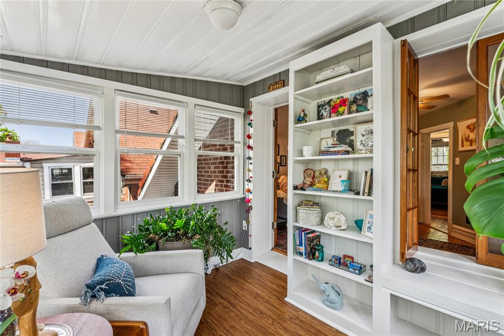 5344 Lansdowne Avenue