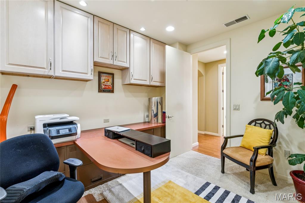 400 S 14th Street Unit: 910