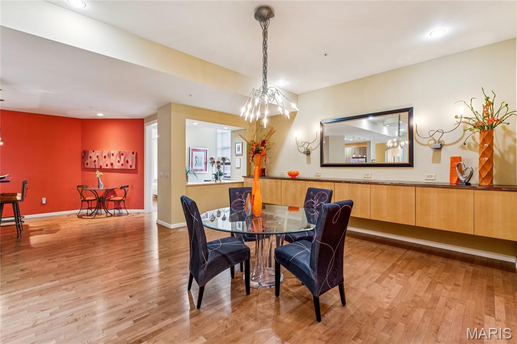 400 S 14th Street Unit: 910